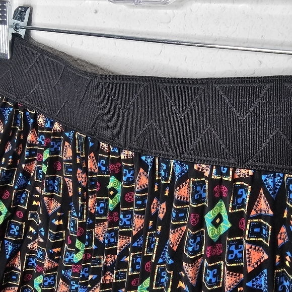 Lularoe Jill Pleated Accordion Skirt Geometric Black Multicolor Size M Medium - Picture 5 of 7